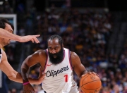 ror体育娱乐平台-哈登对阵海港展开拉锯大战，最终险胜对手！